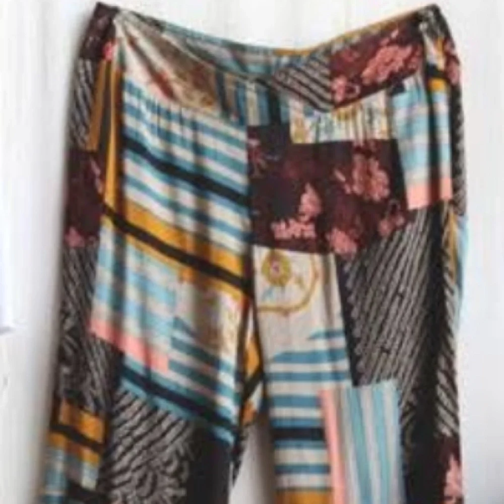 Free people rare patchwork bell bottom flare pants size 6